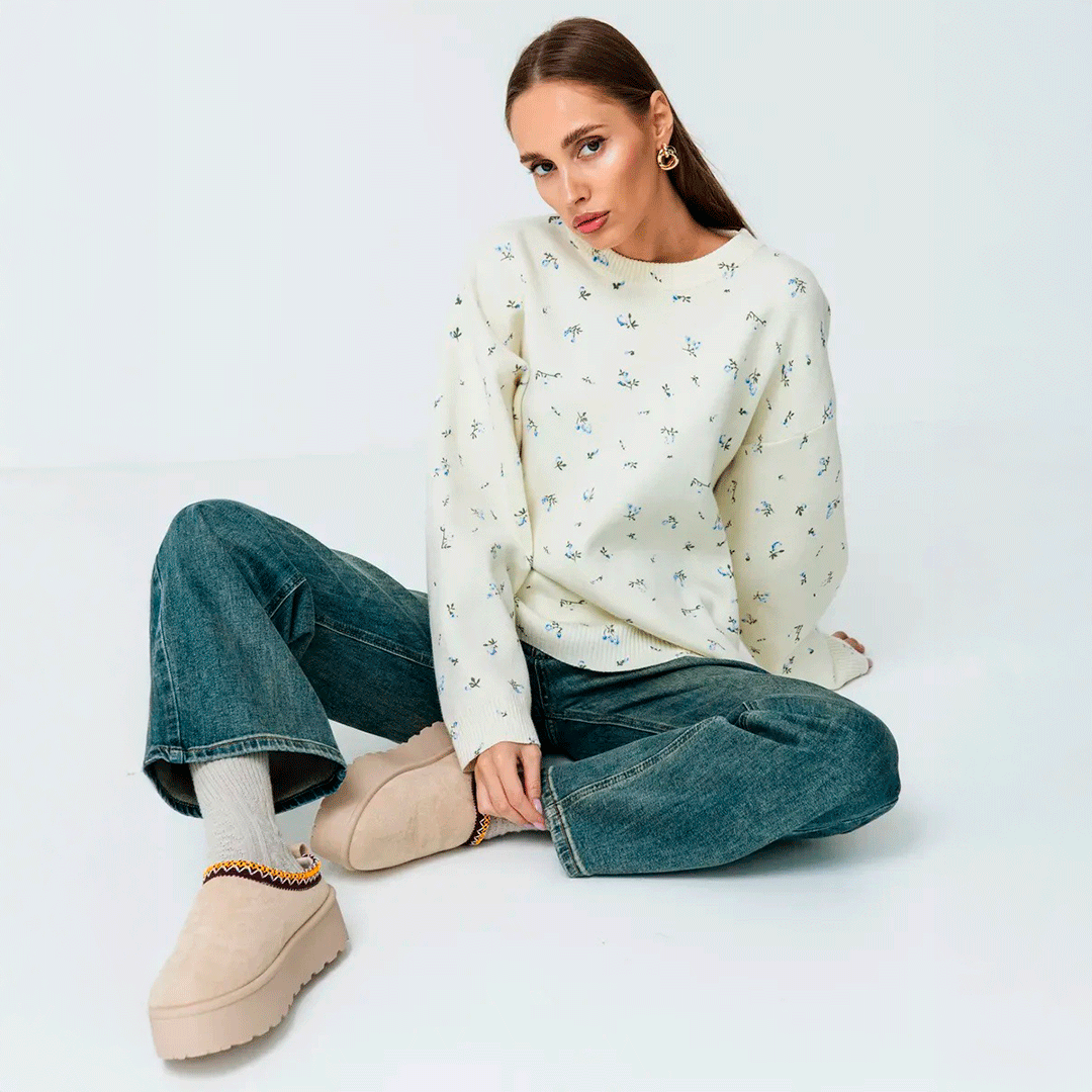 Floral Knit Sweater – Soft, Relaxed Fit for Everyday Comfort