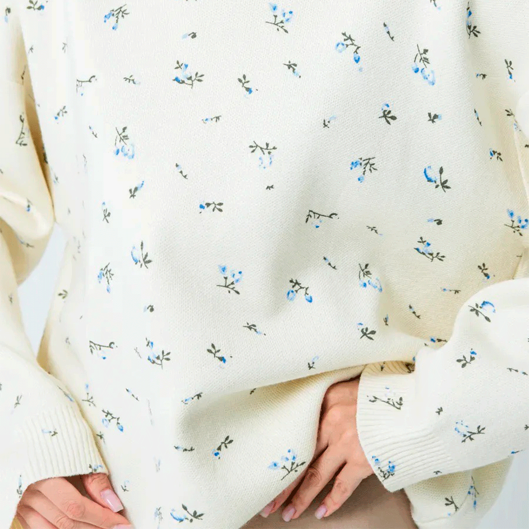 Floral Knit Sweater – Soft, Relaxed Fit for Everyday Comfort